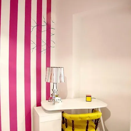 Artmare Urban Spaces Guest house *